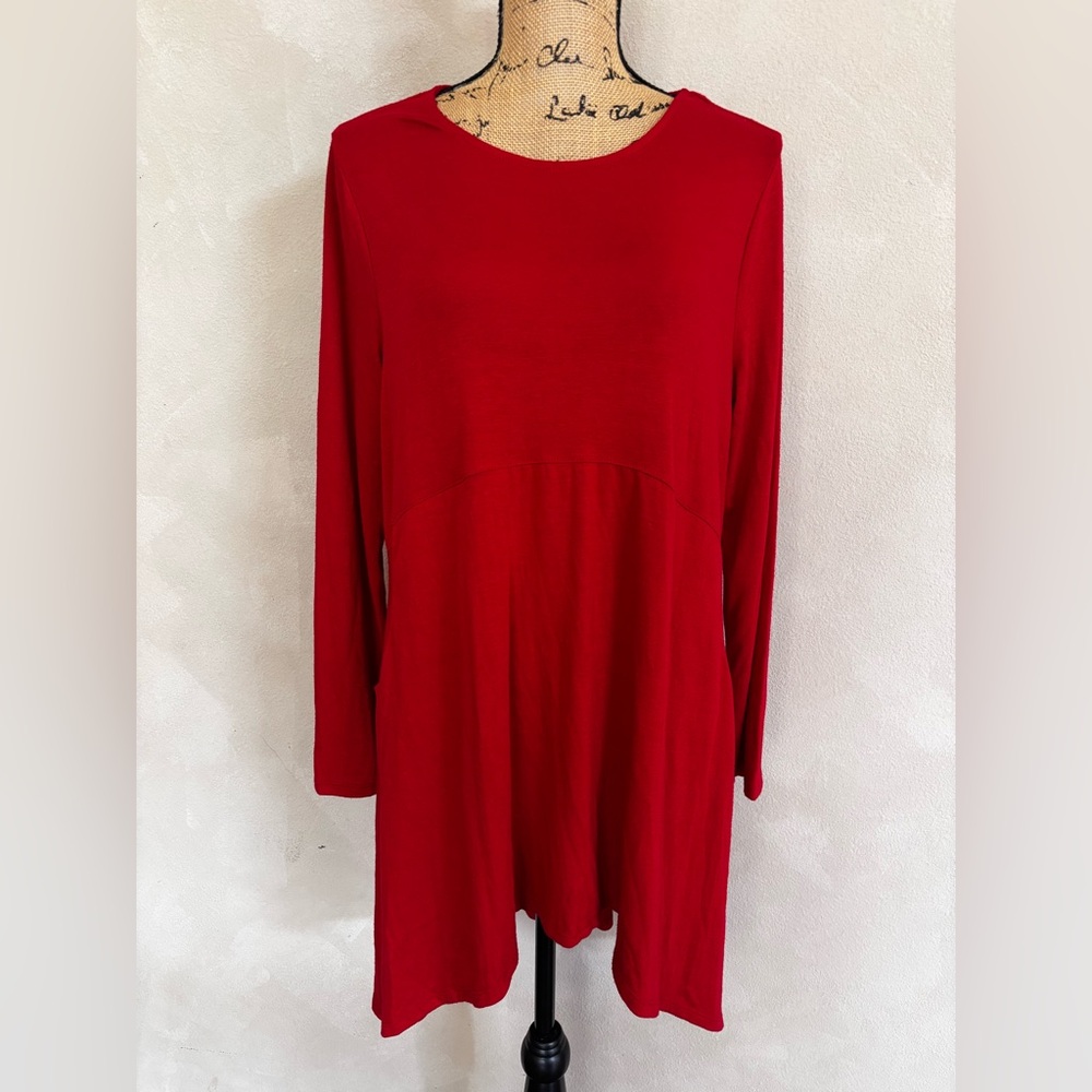 NWT Chico’s solid long sleeve tunic top with pockets